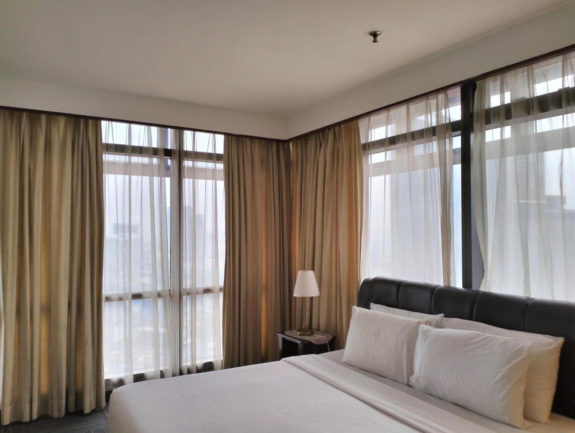 Berjaya Times Square Service By Luna Apartemen
