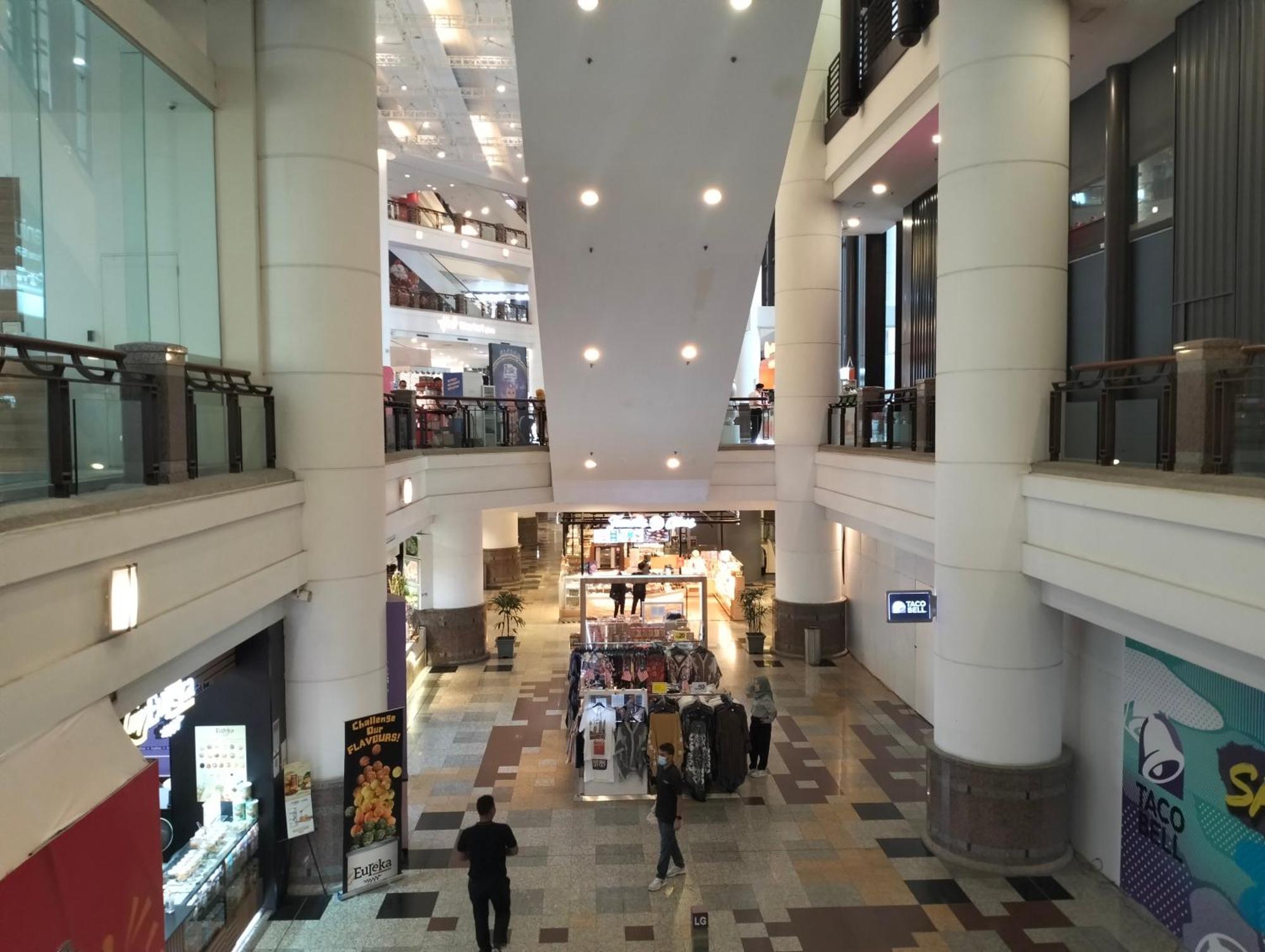 Berjaya Times Square Service By Luna * Kuala Lumpur