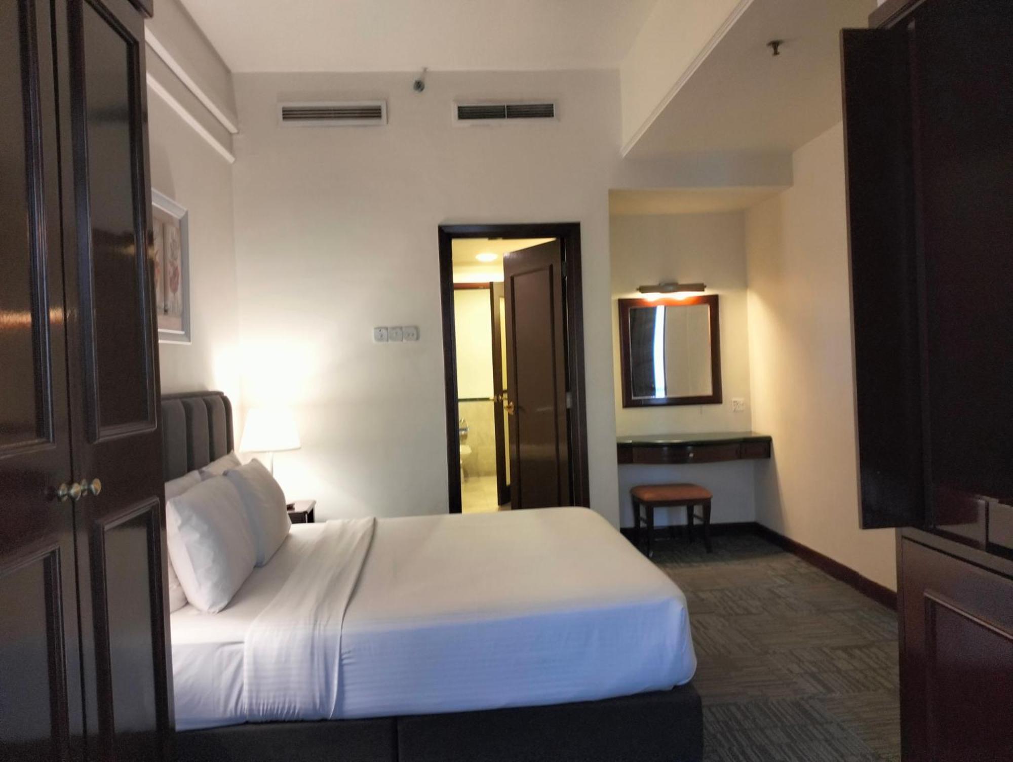 Apartemen Berjaya Times Square Service By Luna Kuala Lumpur